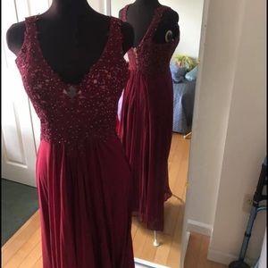 Faviana prom dress size 8